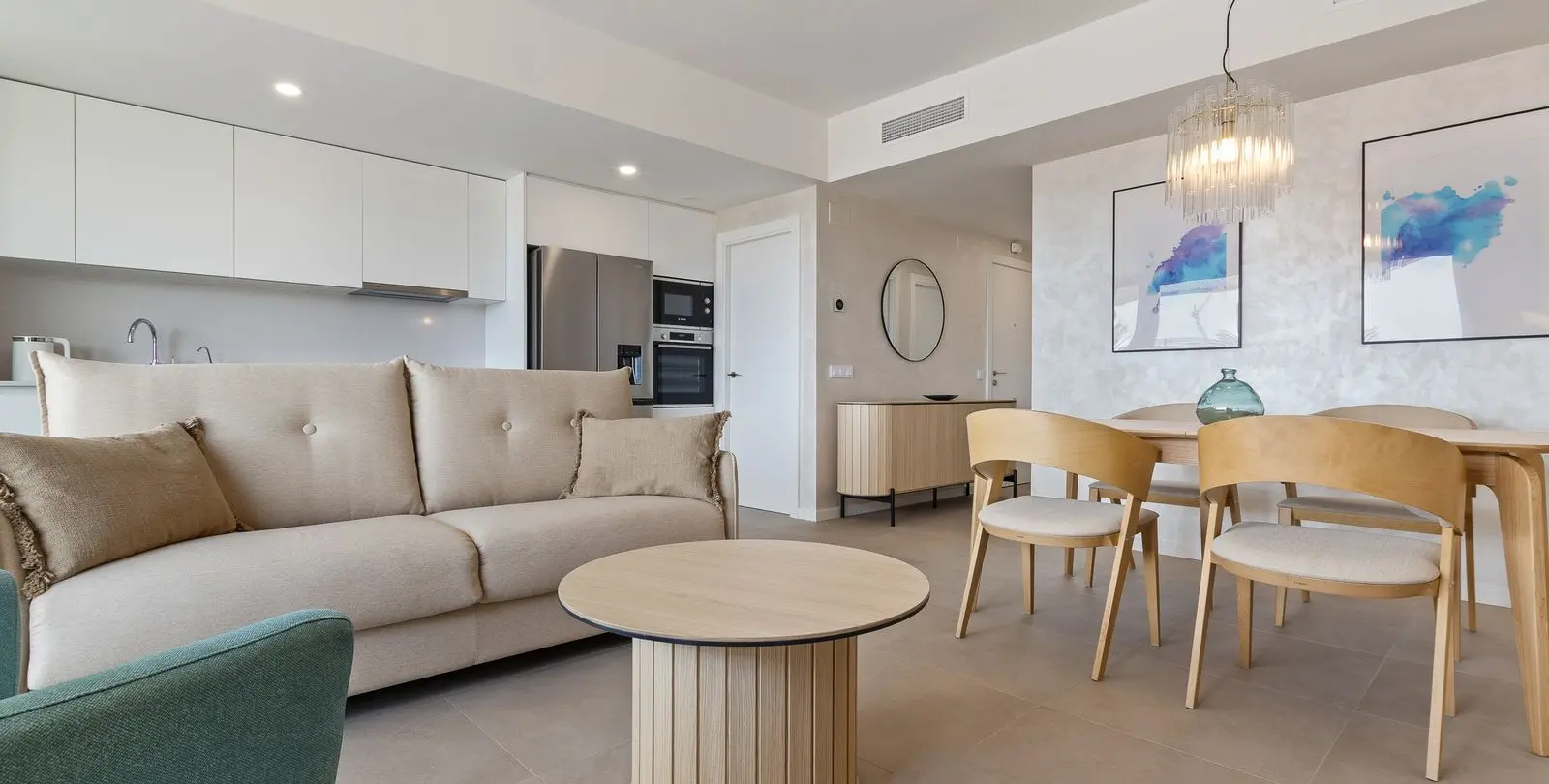 Sale of middle floor apartment in Torremolinos 5
