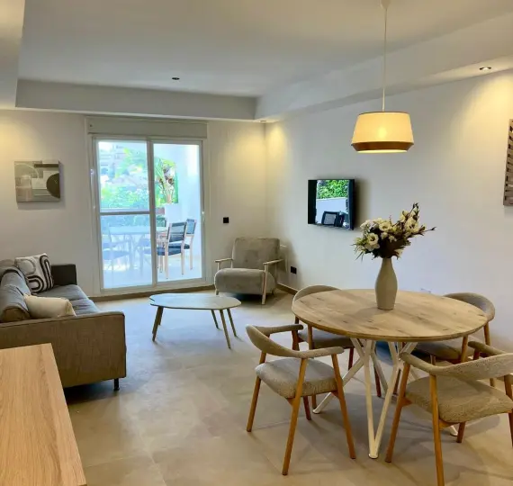 Продажа апартаментов на среднем этаже в Nueva Andalucía