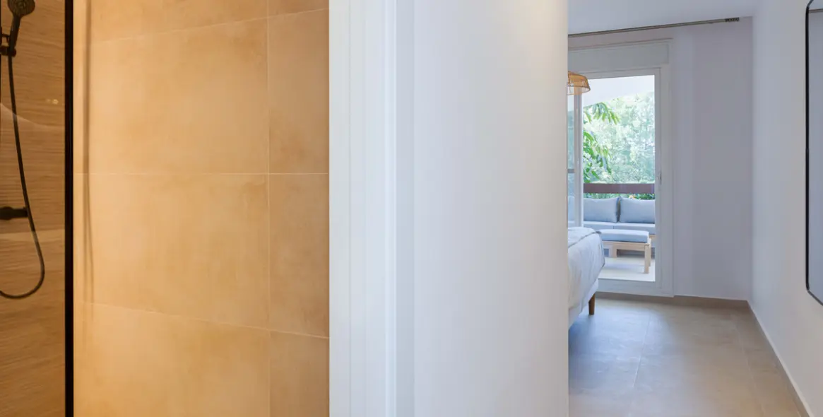 Продажа апартаментов на среднем этаже в Nueva Andalucía 22