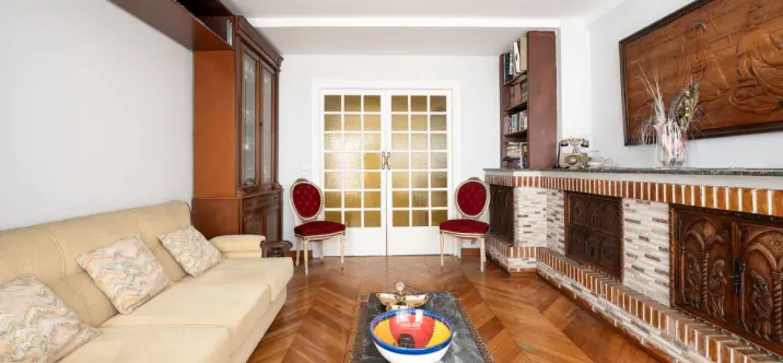 Sale of middle floor apartment in Marbella 3