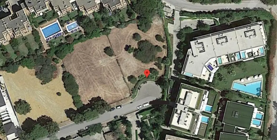 Venta de parcela residencial en Sotogrande 2