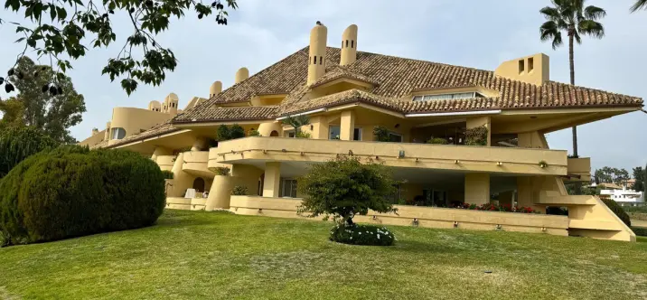 Sale of duplex in Nueva Andalucía 1