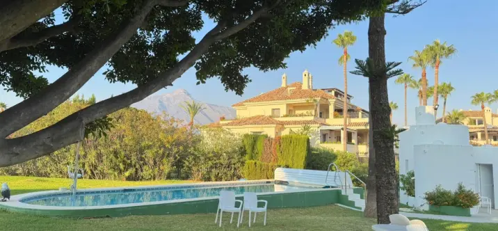 Sale of duplex in Nueva Andalucía 3