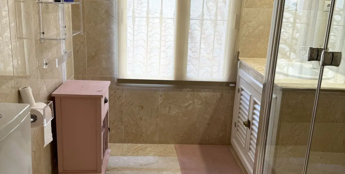 Sale of duplex in Nueva Andalucía 11