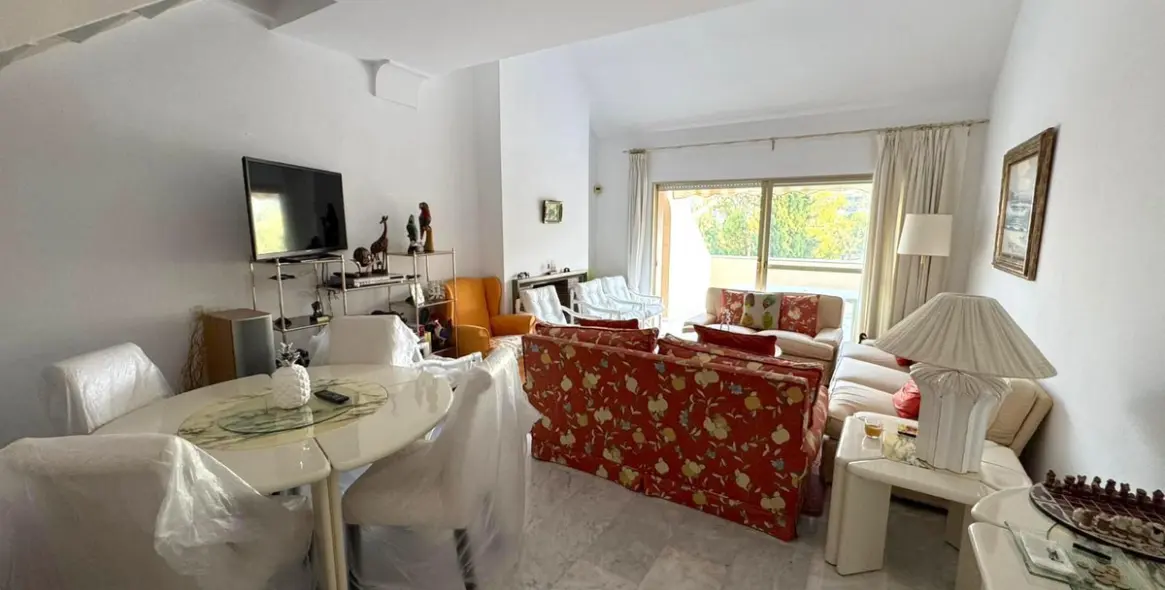 Продажа двухуровневых апартаментов в Nueva Andalucía 33