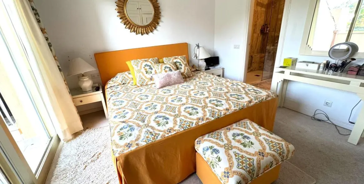 Продажа двухуровневых апартаментов в Nueva Andalucía 51