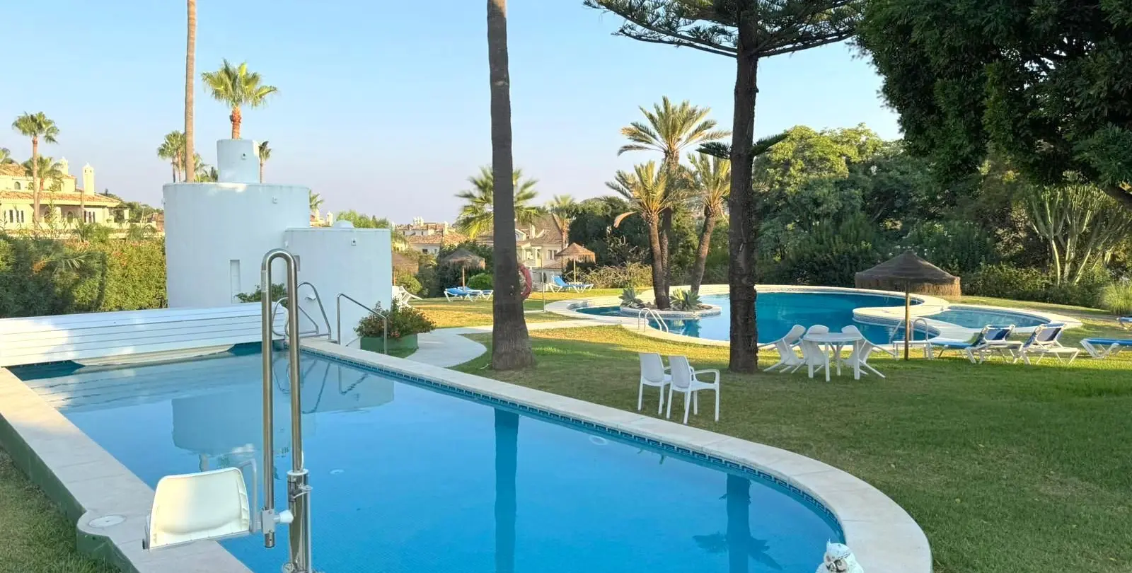 Sale of duplex in Nueva Andalucía 35