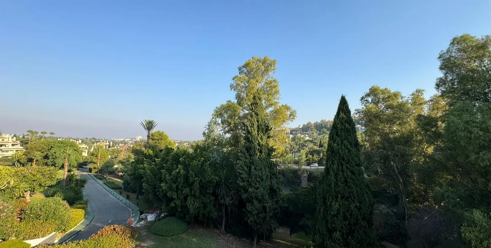 Sale of duplex in Nueva Andalucía 39