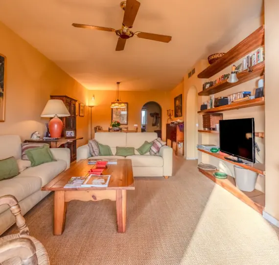 Sale of middle floor apartment in Guadalmina Alta