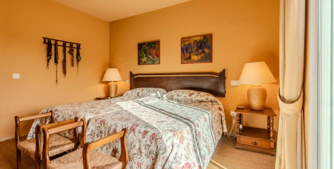 Sale of middle floor apartment in Guadalmina Alta 14