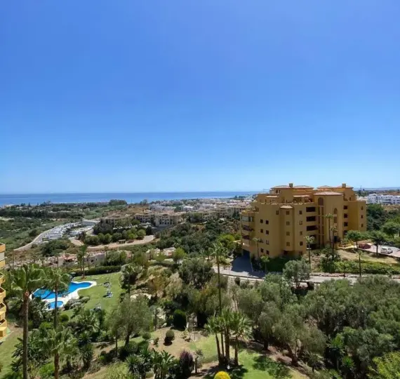 Sale of penthouse duplex in Selwo