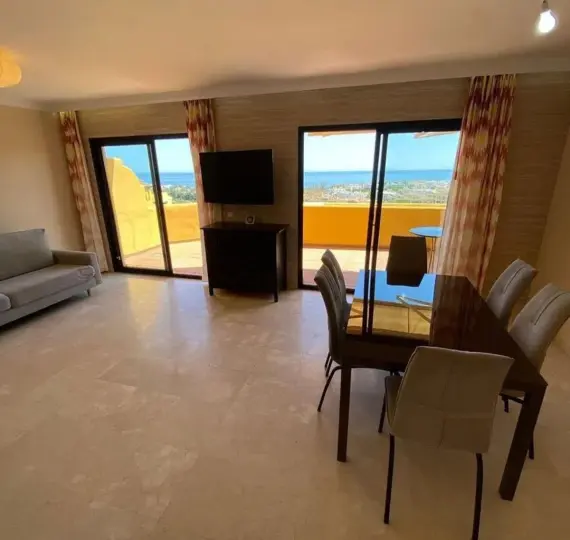 Sale of penthouse duplex in Selwo