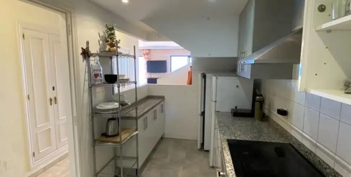 Sale of penthouse duplex in Selwo 8