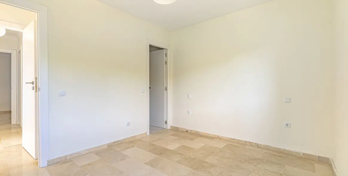 Sale of penthouse in Marbella 13