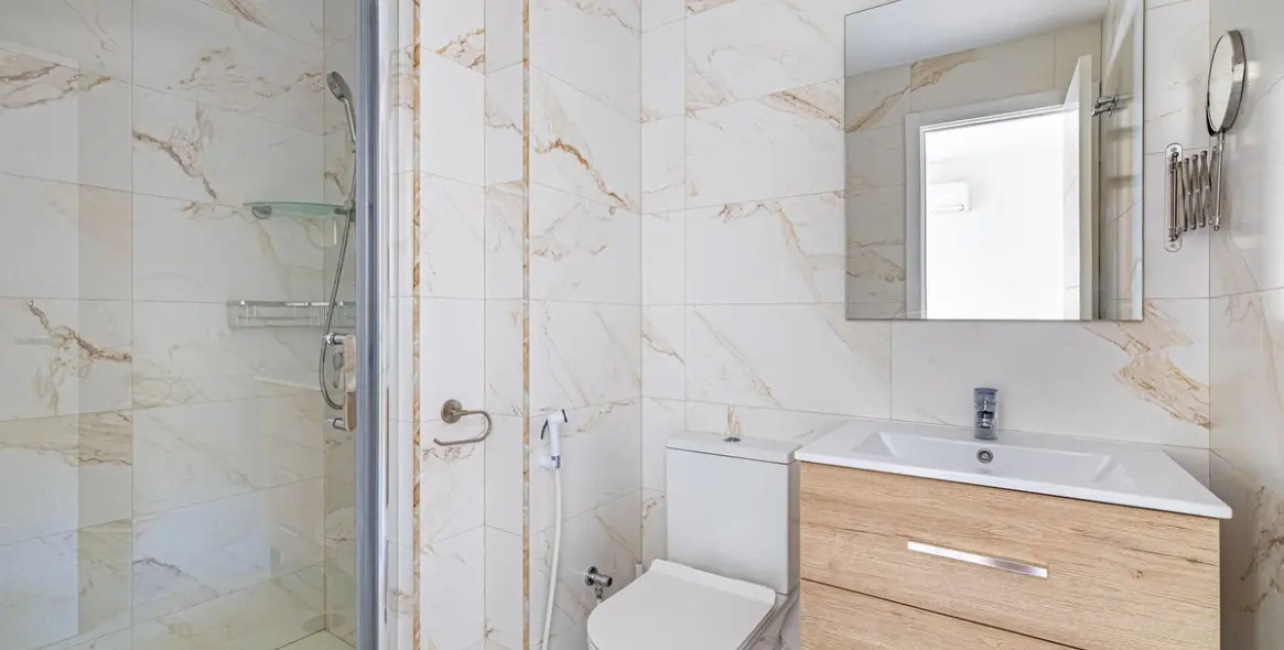 Sale of penthouse in Marbella 15