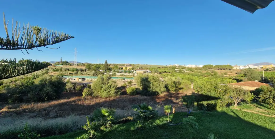 Sale of detached villa in Alhaurín el Grande 64