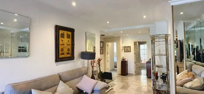 Sale of duplex in Nueva Andalucía 1