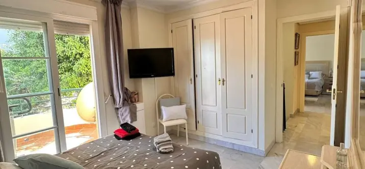 Sale of duplex in Nueva Andalucía 4