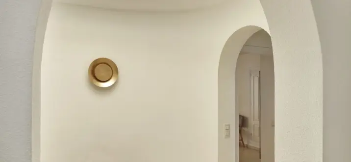 Sale of middle floor apartment in Estepona 4