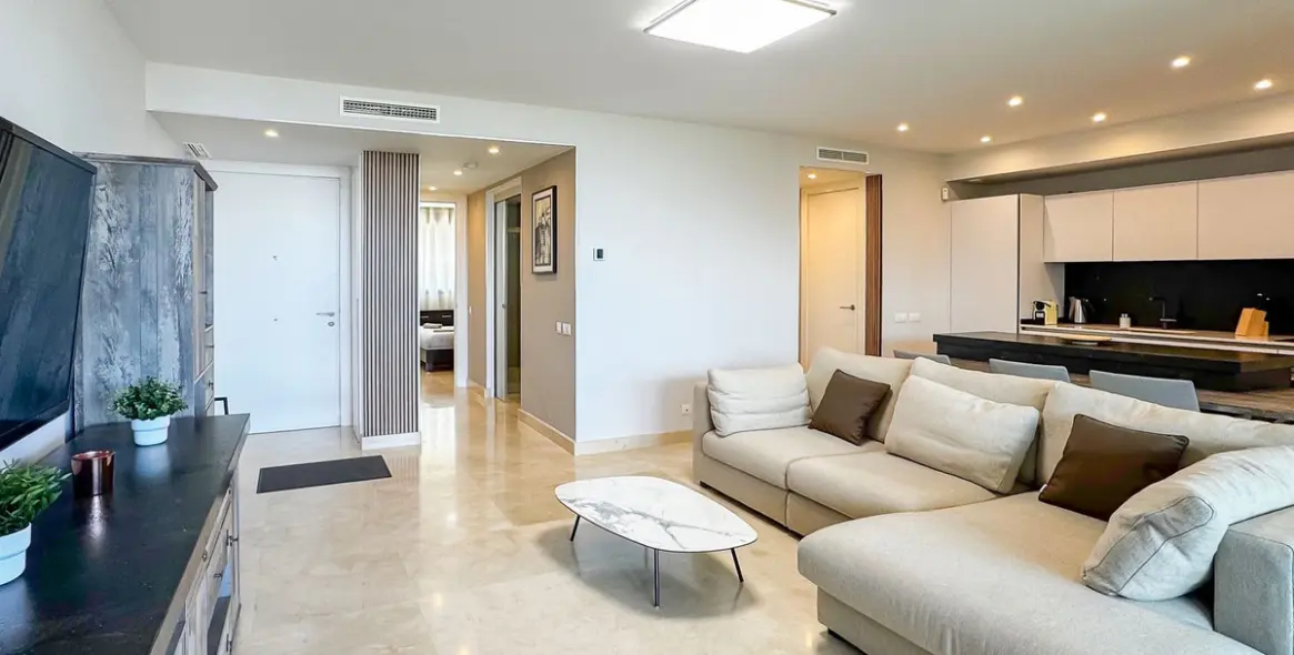 Sale of ground floor apartment in Cabopino 8