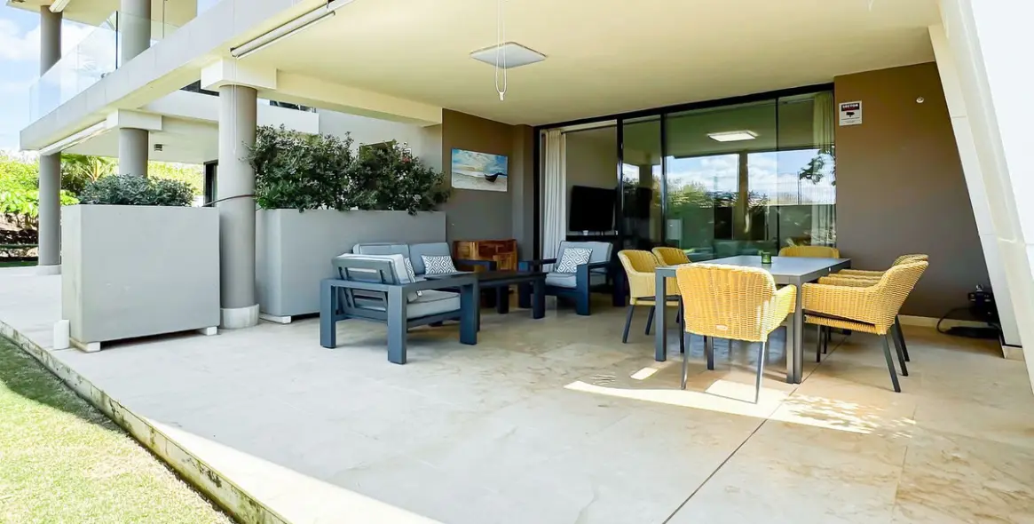 Sale of ground floor apartment in Cabopino 11