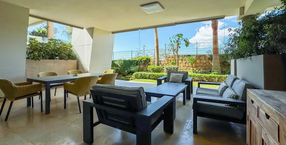 Sale of ground floor apartment in Cabopino 12