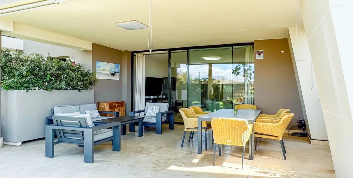 Sale of ground floor apartment in Cabopino 13