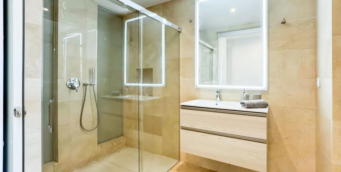 Sale of ground floor apartment in Cabopino 17