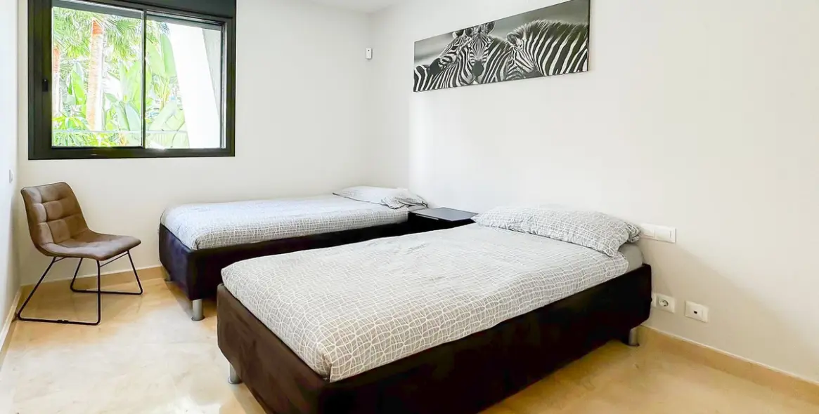 Sale of ground floor apartment in Cabopino 20