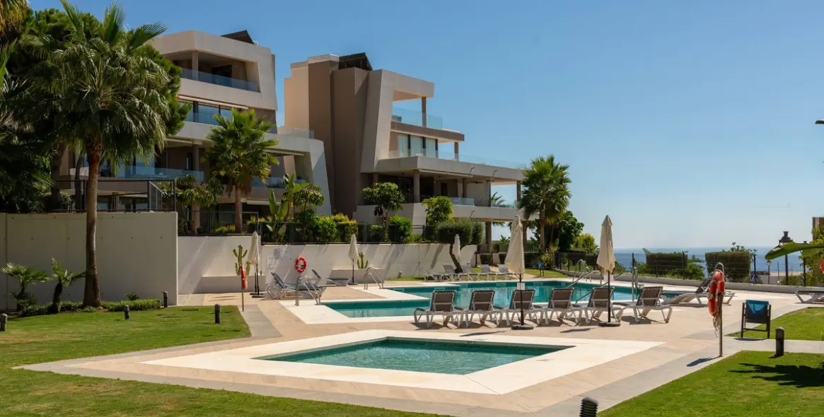 Sale of ground floor apartment in Cabopino 29