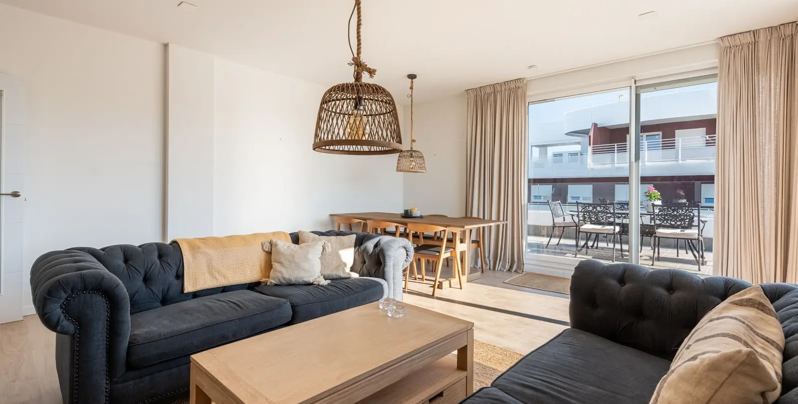 Sale of penthouse in Nueva Andalucía 2