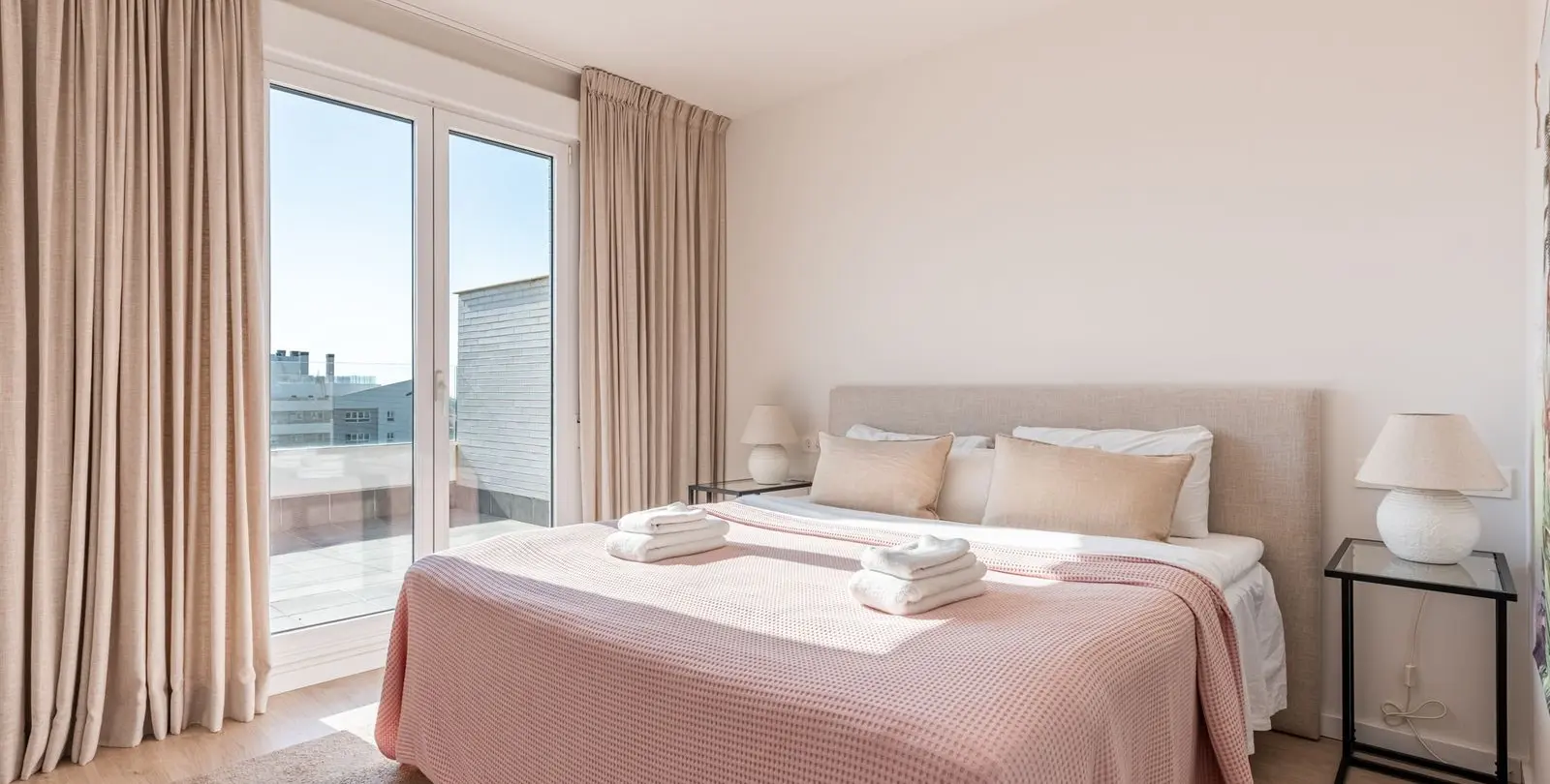 Sale of penthouse in Nueva Andalucía 14