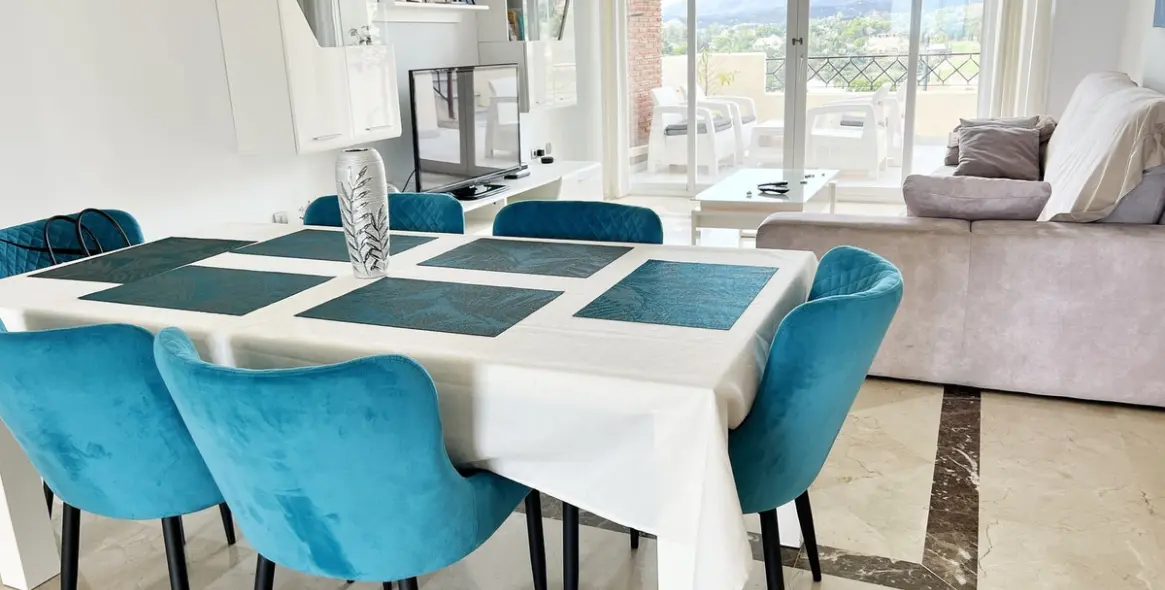 Sale of penthouse in Estepona (district New Golden Mile) 8