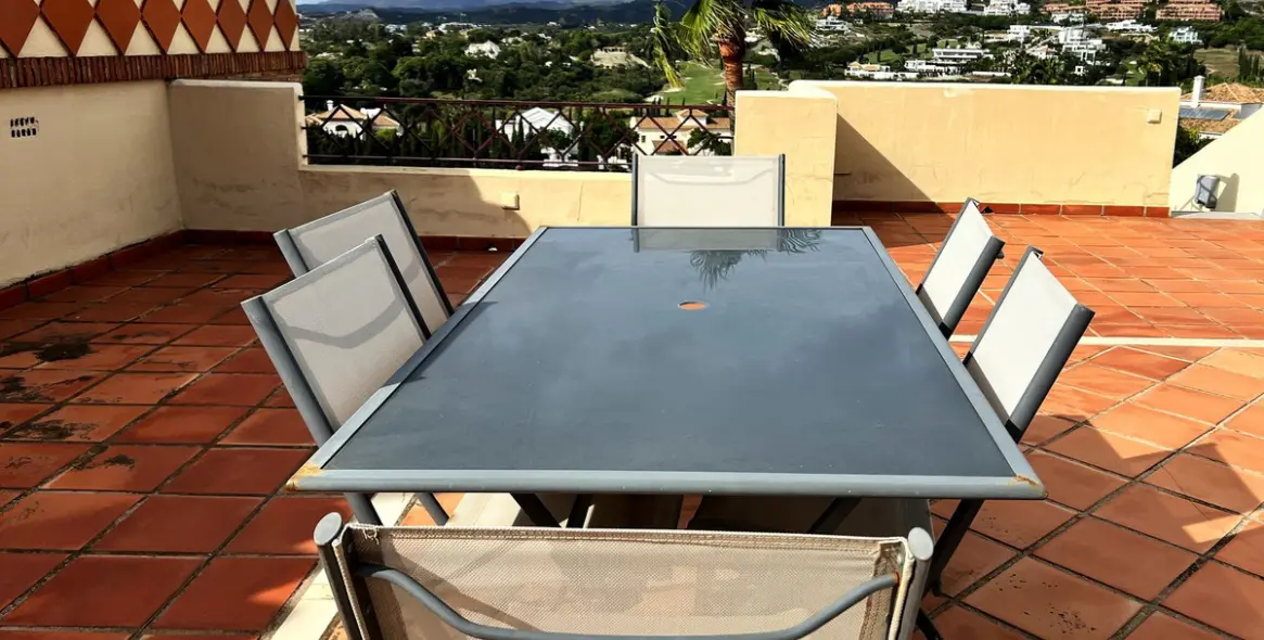 Долгосрочная аренда пентхауса в New Golden Mile 16