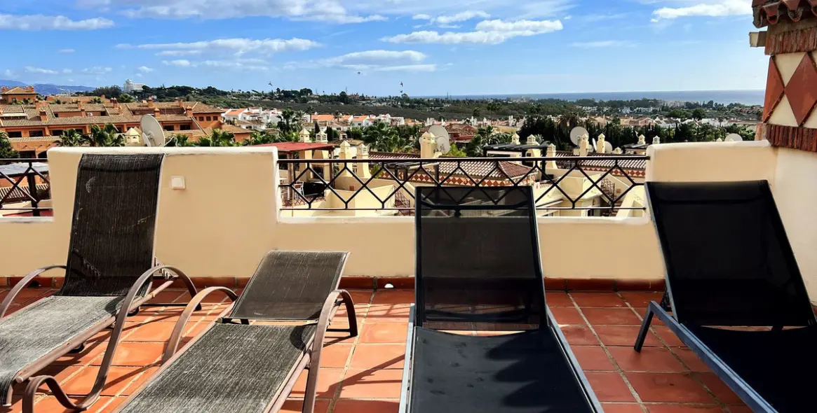 Долгосрочная аренда пентхауса в New Golden Mile 17