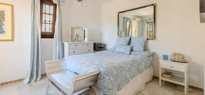 Продажа дома на две семьи в Mijas Golf 4