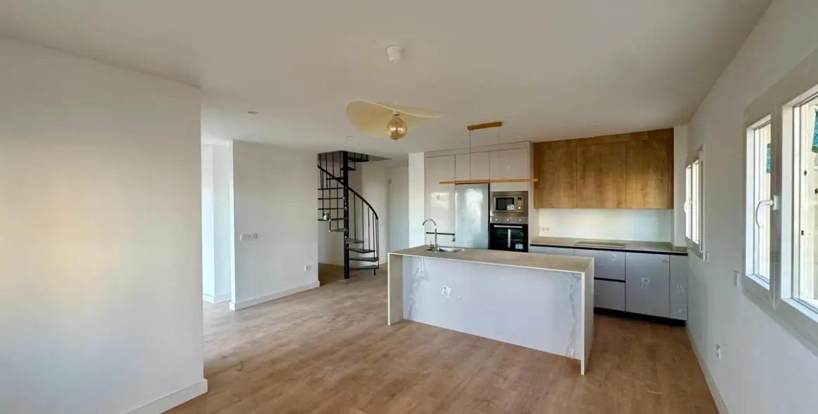 Sale of duplex in Torremolinos 14