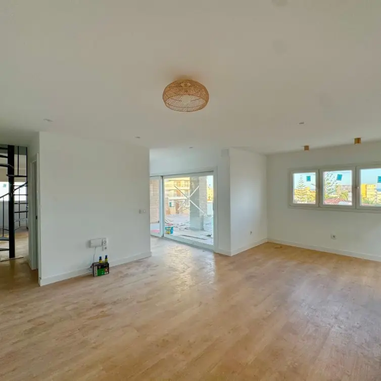 Sale of duplex in Torremolinos