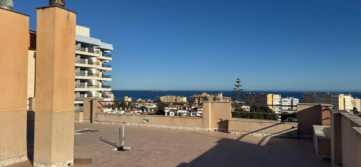 Sale of duplex in Torremolinos 3