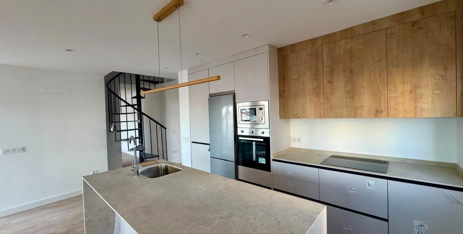 Sale of duplex in Torremolinos 12