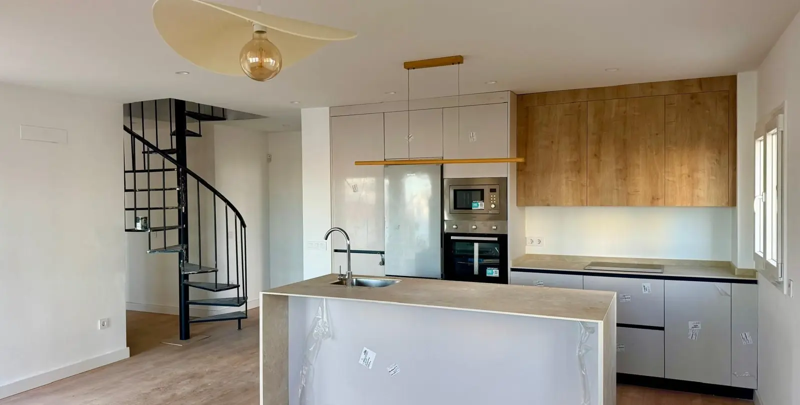 Sale of duplex in Torremolinos 13