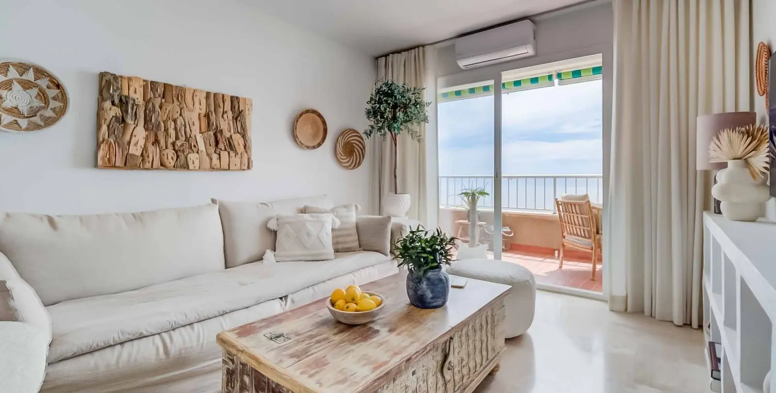 Sale of penthouse in Fuengirola 3