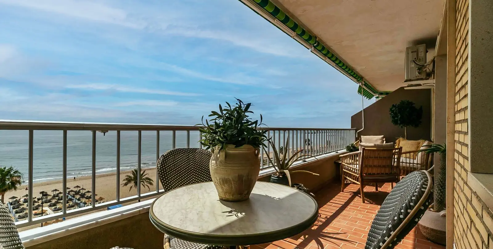 Sale of penthouse in Fuengirola 40