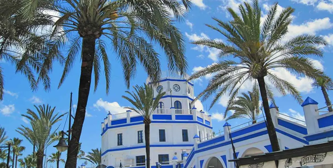 Sale of middle floor apartment in Nueva Andalucía 22