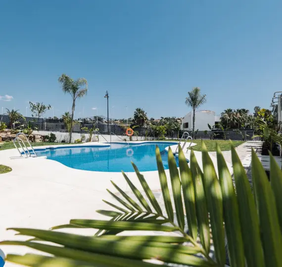 Long-term rent of townhouse in New Golden Mile