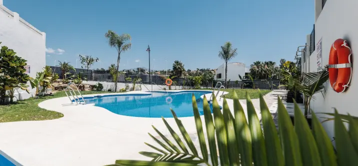 Long-term rent of townhouse in New Golden Mile 0