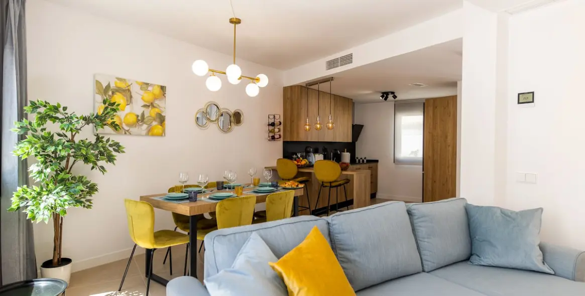 Long-term rent of townhouse in New Golden Mile 6