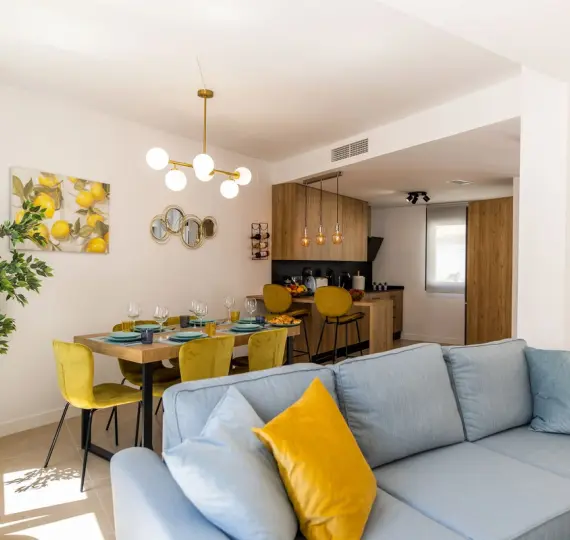 Long-term rent of townhouse in New Golden Mile