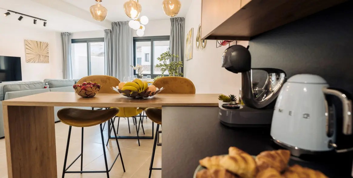 Long-term rent of townhouse in New Golden Mile 8