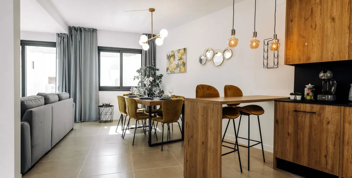 Long-term rent of townhouse in New Golden Mile 9